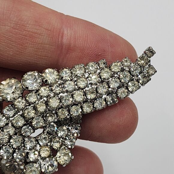 Vintage Unsigned WEISS Marquise Round Clear Rhinestone Rhodium Plated Pin Brooch - Picture 3 of 7